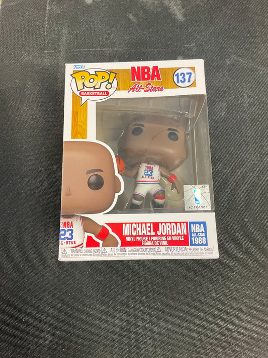 Pop! Michael Jordan 137